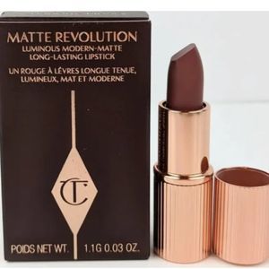 π¦6/$25 Charlotte Tilbury Matte Rev. Long Lasting Lipstick Pillow Talk 2 Medium